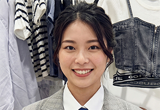 先輩スタッフの声